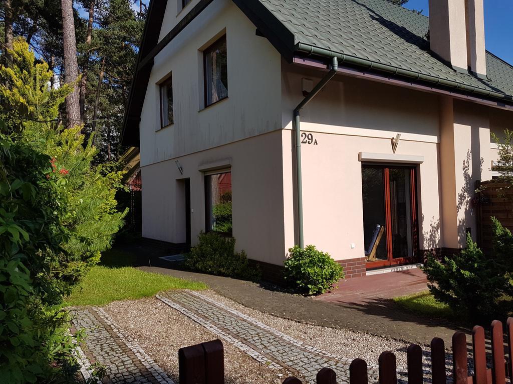 Nadmorski Domek Lukecin Exterior photo